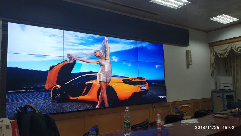 为什么液晶拼接屏_会议一体机_LED显示屏成为高端会议室显示屏？